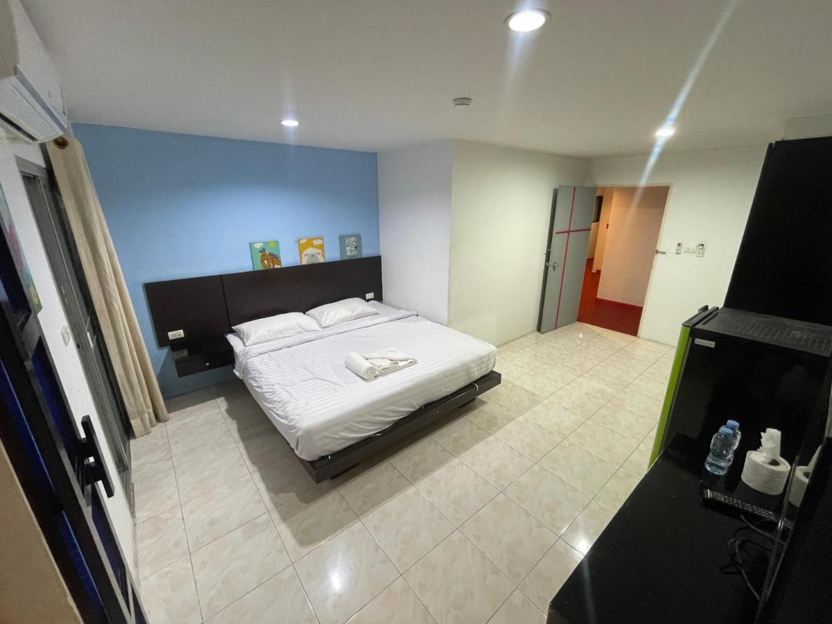 Islanda Hotel Patong Eksteriør bilde