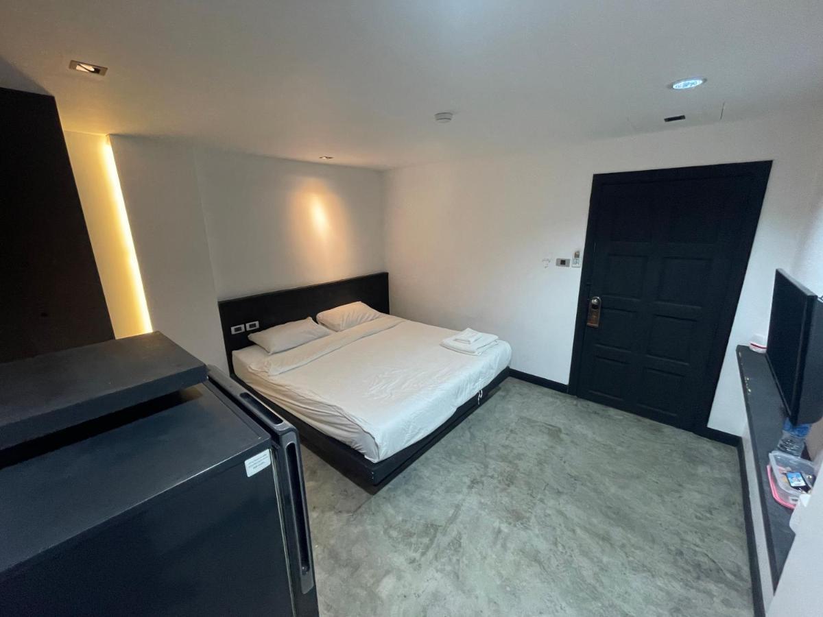 Islanda Hotel Patong Eksteriør bilde